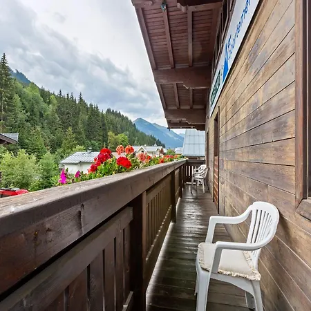 In Near Area 公寓 *