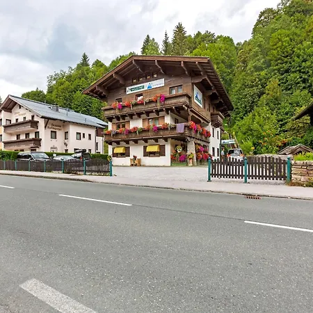 In Near Area 公寓 萨尔巴赫