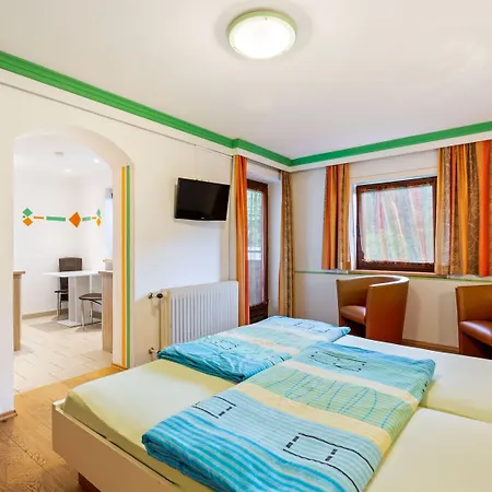 In Near Area * ザールバッハ・ヒンターグレム