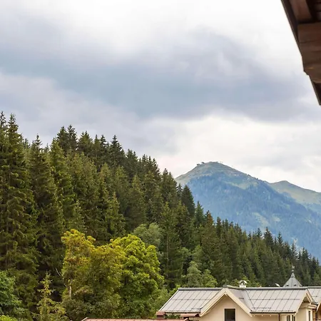 アパート In Near Area ザールバッハ・ヒンターグレム